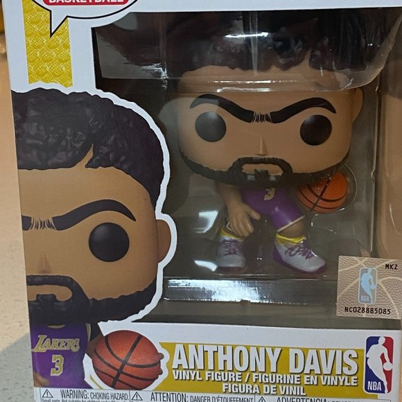 Funko Pop! Basketball: Los Angeles Lakers - Anthony Davis Vinyl Figure - Picture 2 of 5